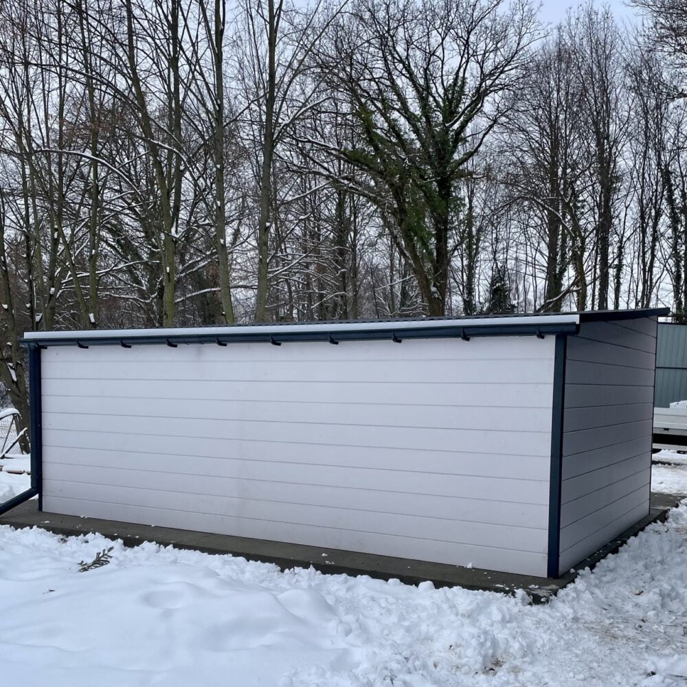 Garaż ocieplany z płyty warstwowej 6x4 - Image 3